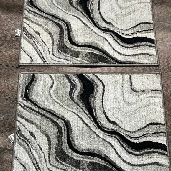 Two brand new kitchen rugs brought them to small couldn’t use them - Picture 2 of 5